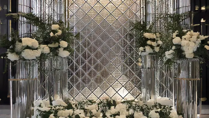 photo-of-a-virtual-backdrop-for-phot-booths-weddings