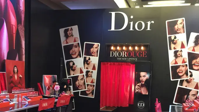 Tips on How to Get More Corporate Photo Booth Bookings.. Pitch Immersive AI Experiences, Not Just Photos. white-label-photobooth-activation-corporate-event